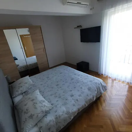 Cirko Apartment Kaštela