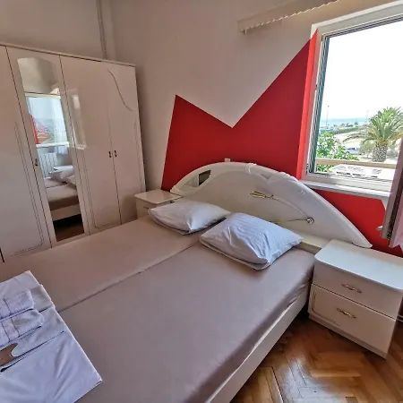 Apartment Cirko Kaštela
