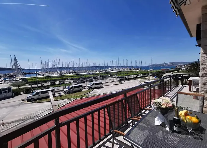 Cirko Apartmán Kaštela